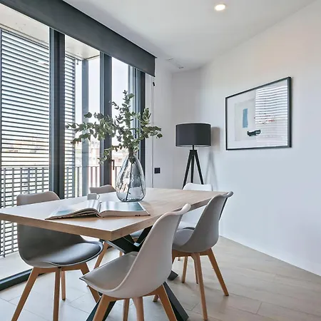 3 Bedroom Cozy In Joan Austria Apartament